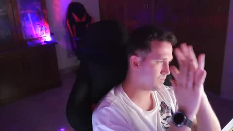 Carlos online show from 10-14-25, 11:05