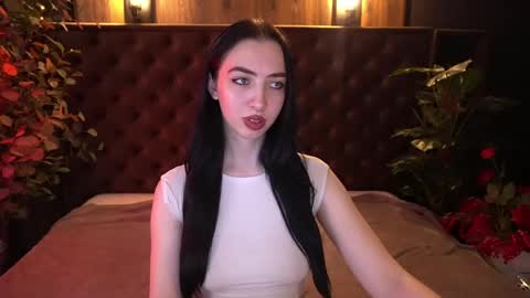 Alena online show from 04-22-26, 06:49