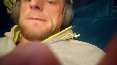 wildmike93 online show from 05-07-26, 02:28