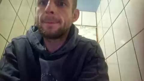 Snapshot of wildmike93 chatting on 06-14-26, 04:20 wildmike93 online show from 06-14-26, 04:20