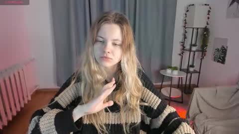 Mila 3 online show from 11-16-25, 05:13