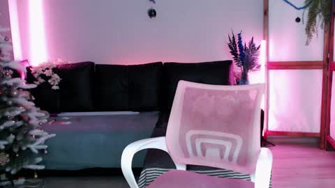 Snapshot of wildorchid_ chatting on 01-18-25, 05:41 Master Kieran hehim online show from 01-18-25, 05:41