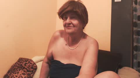Snapshot of wildredcat chatting on 06-20-26, 07:05 WildRedCat online show from 06-20-26, 07:05