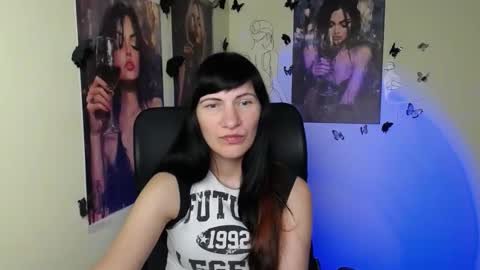 Rosalinda online show from 05-21-26, 05:25