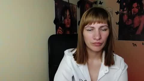 Rosalinda online show from 06-19-26, 12:31