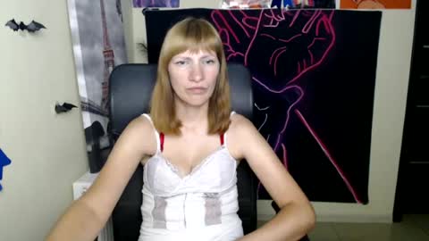 Rosalinda online show from 07-22-26, 06:32