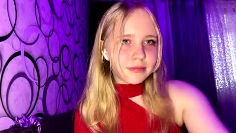 Snapshot of wilhelminafraker chatting on 05-26-26, 09:16 Anny online show from 05-26-26, 09:16