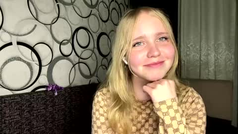 Snapshot of wilhelminafraker chatting on 05-29-26, 08:45 Anny online show from 05-29-26, 08:45
