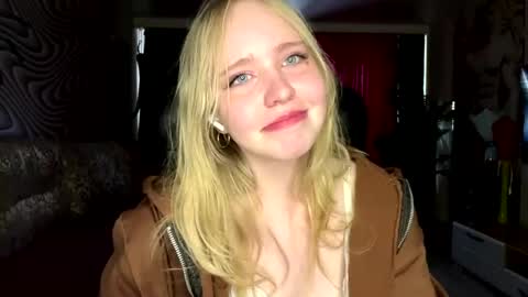Snapshot of wilhelminafraker chatting on 06-02-26, 10:17 Anny online show from 06-02-26, 10:17