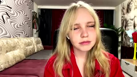 Snapshot of wilhelminafraker chatting on 06-06-26, 10:09 Anny online show from 06-06-26, 10:09