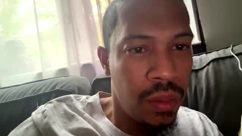 Snapshot of will021087 chatting on 10-31-25, 02:07 will021087 online show from 10-31-25, 02:07