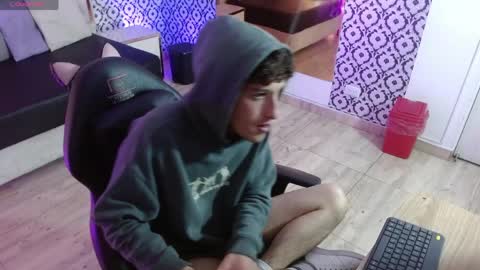 WILL  online show from 04-06-26, 02:42