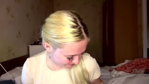 Sophia online show from 05-19-26, 03:40