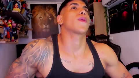 Snapshot of william_dracko9 chatting on 03-27-26, 05:35 Dracko online show from 03-27-26, 05:35