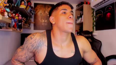 Snapshot of william_dracko9 chatting on 04-15-26, 06:42 Dracko online show from 04-15-26, 06:42