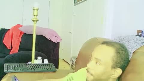 YaBoyTJ online show from 12-22-25, 03:53