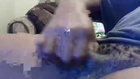 Snapshot of willied1985 chatting on 10-15-25, 11:43 willy d bbc uncut bigdick edging online show from 10-15-25, 11:43