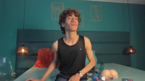 willturneer online show from 03-16-26, 05:44