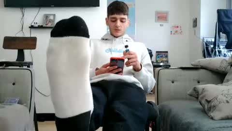 willy_est_95 online show from 04-26-26, 12:58