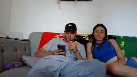 willy_est_95 online show from 07-08-26, 06:12