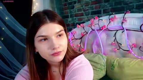 Vicki3 online show from 02-22-26, 06:57