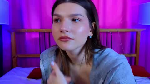 Vicki3 online show from 03-18-26, 07:00