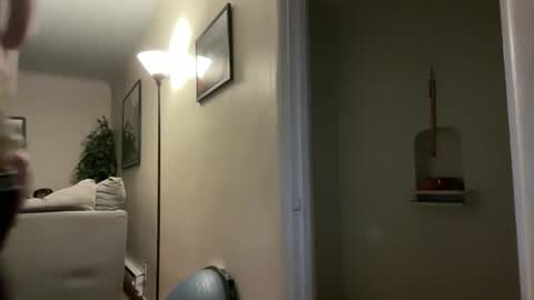 wilmnor online show from 10-31-25, 01:17