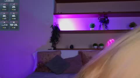 Mary online show from 06-09-26, 03:12