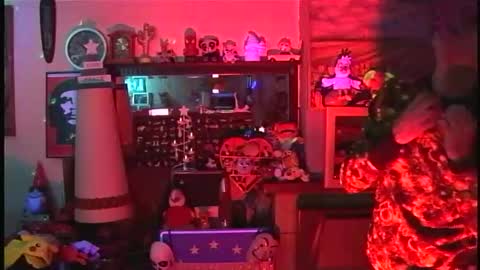 Wimpie online show from 11-17-25, 06:46