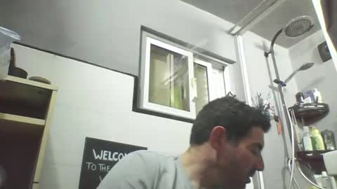 Snapshot of windowpane5 chatting on 02-26-25, 10:09 windowpane online show from 02-26-25, 10:09