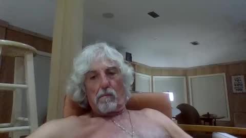 Gundja  Man online show from 05-10-26, 01:55
