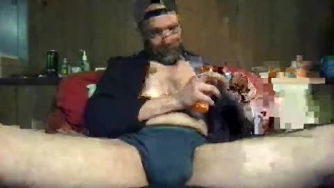Snapshot of winky_right chatting on 05-09-26, 12:38 winky_right online show from 05-09-26, 12:38