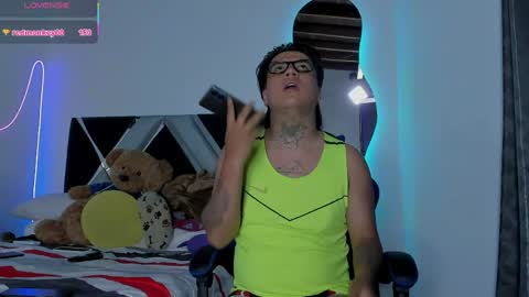 winniepooh_69 online show from 04-21-26, 05:03