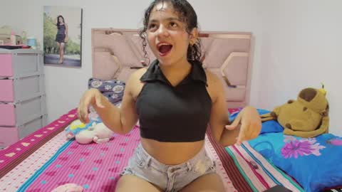  Winnifer Gonzalez  online show from 04-01-26, 03:18
