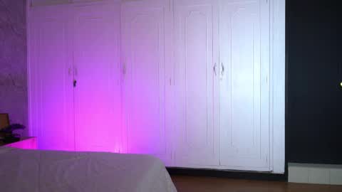 Snapshot of winonaa__ chatting on 10-22-25, 10:31 Win online show from 10-22-25, 10:31