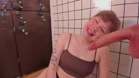 Sophie weight 50kg height 160 online show from 04-15-26, 08:21