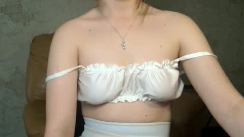 Snapshot of wira_witch chatting on 10-09-25, 12:03 wira_witch online show from 10-09-25, 12:03