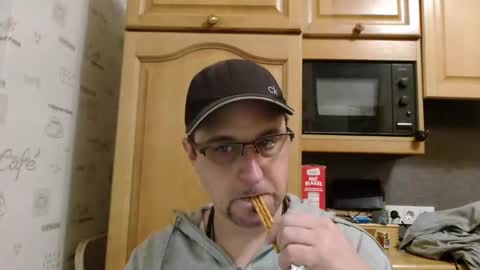 Snapshot of wirzwei8883 chatting on 12-02-24, 04:42 Dirty online show from 12-02-24, 04:42