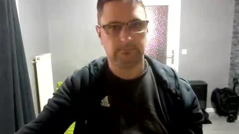 Snapshot of wirzwei8883 chatting on 04-07-26, 02:39 Dirty online show from 04-07-26, 02:39