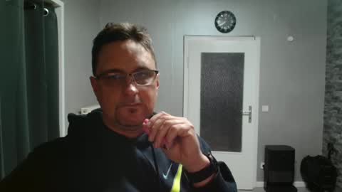 Snapshot of wirzwei8883 chatting on 04-11-26, 05:39 Dirty online show from 04-11-26, 05:39