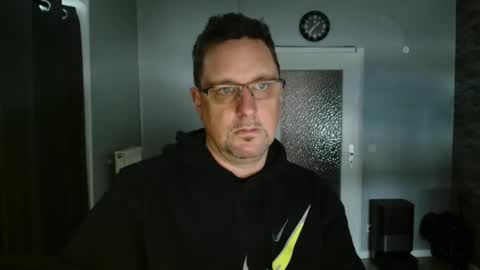 Snapshot of wirzwei8883 chatting on 04-12-26, 11:37 Dirty online show from 04-12-26, 11:37