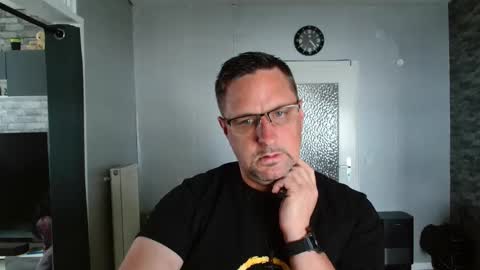 Snapshot of wirzwei8883 chatting on 05-03-26, 02:23 Dirty online show from 05-03-26, 02:23