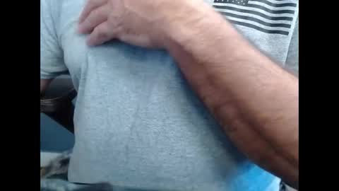 Snapshot of wisanonymousman chatting on 11-13-25, 02:49 Wisa Randy online show from 11-13-25, 02:49