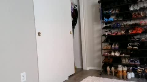 WishGoddes online show from 06-26-26, 01:48