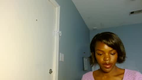 Snapshot of wishhwashy22 chatting on 12-09-24, 07:29 Chanel online show from 12-09-24, 07:29