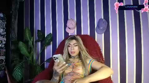 Snapshot of witch_divinne chatting on 06-11-26, 12:43 ig WitchDivinne online show from 06-11-26, 12:43