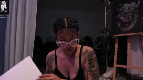 Snapshot of witchofhearts chatting on 12-21-24, 04:19 Luna Violeta A r t i s t online show from 12-21-24, 04:19