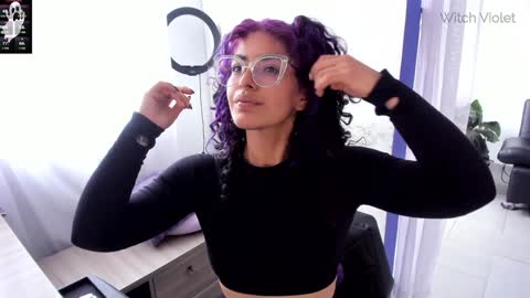 Snapshot of witchofhearts chatting on 01-31-25, 09:16 Luna Violeta A r t i s t online show from 01-31-25, 09:16