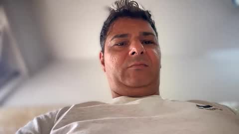 Witebull online show from 09-24-25, 07:23