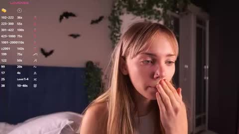 Hollis online show from 11-17-25, 07:19